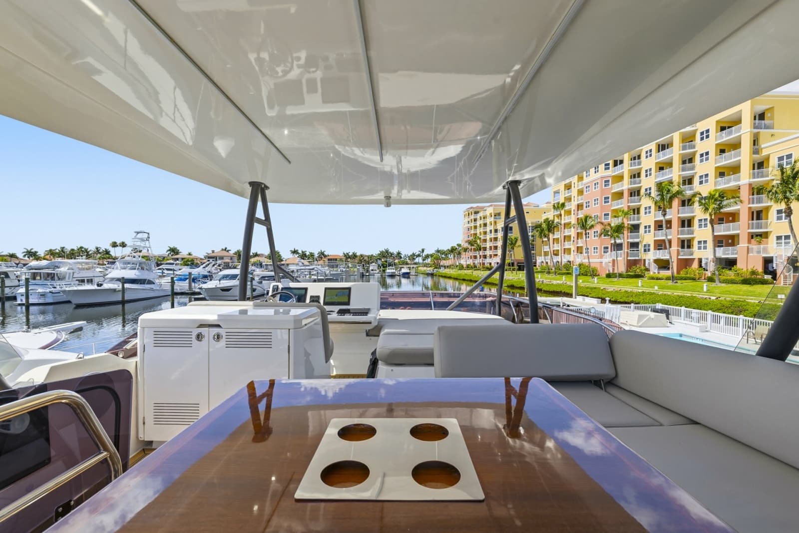 2022 Prestige 52 Fly - Photo 32