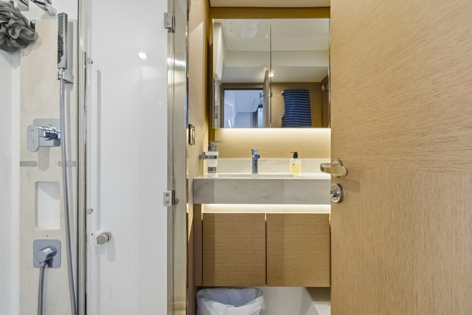 2022 Prestige 52 Fly - Photo 92