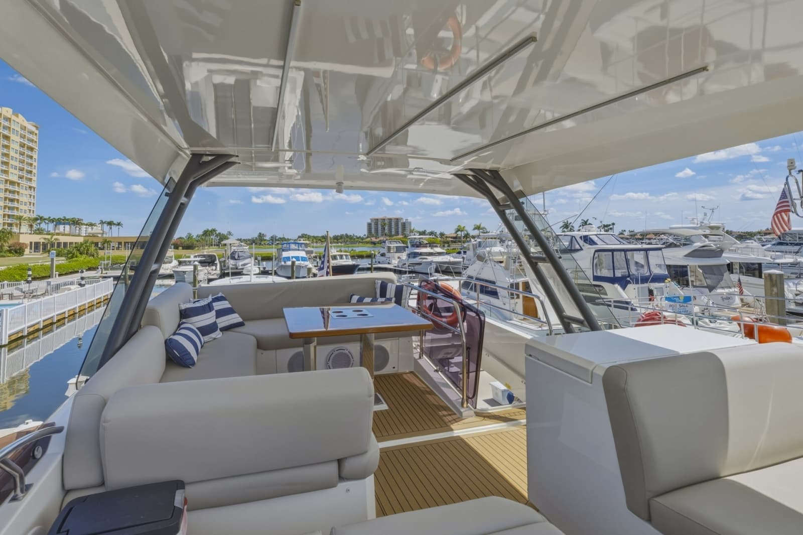 2022 Prestige 52 Fly - Photo 24