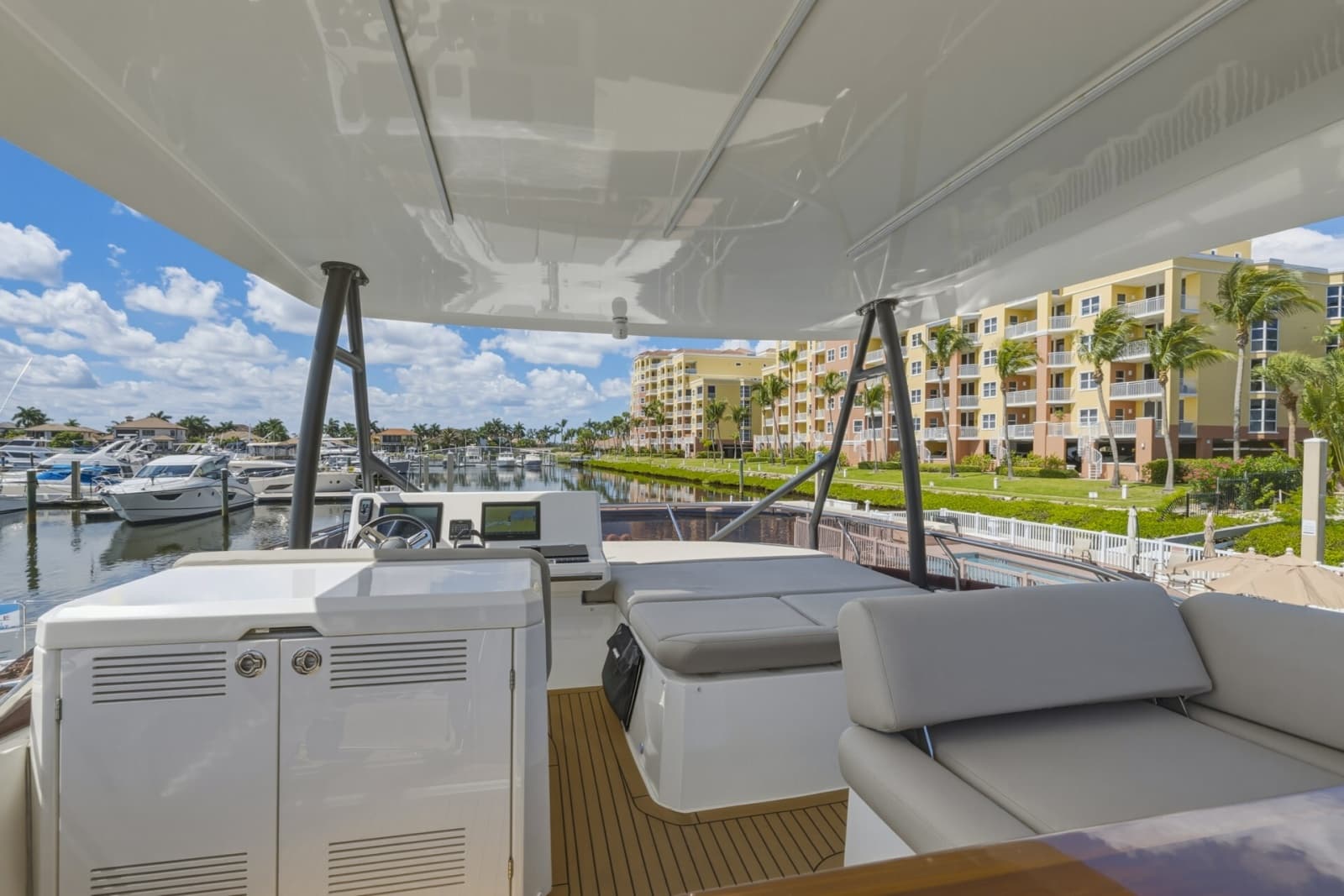 2022 Prestige 52 Fly - Photo 19