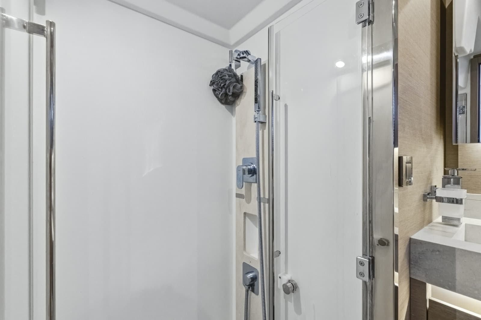 2022 Prestige 52 Fly - Photo 93