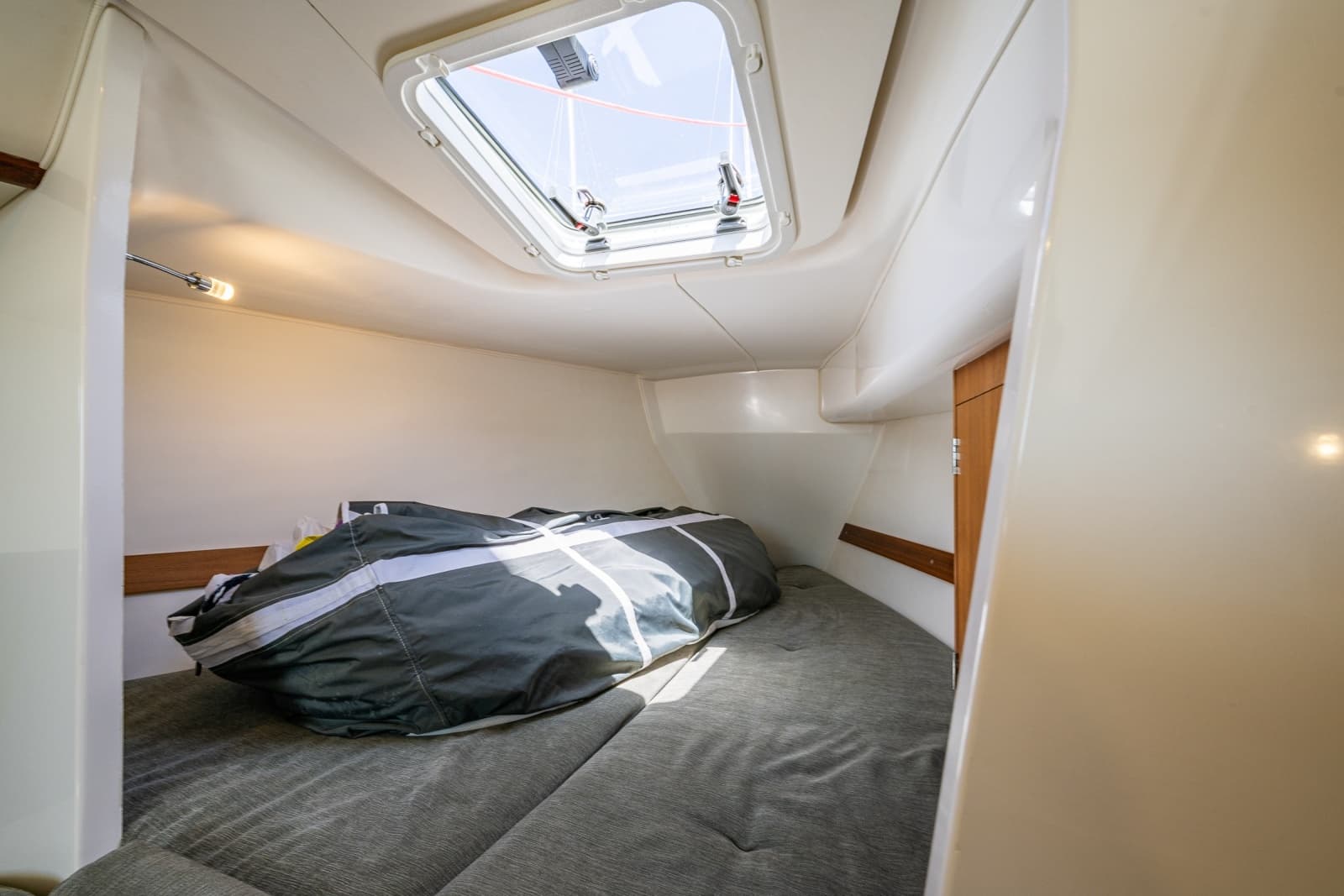 2018 J Boats J/97E - Photo 17