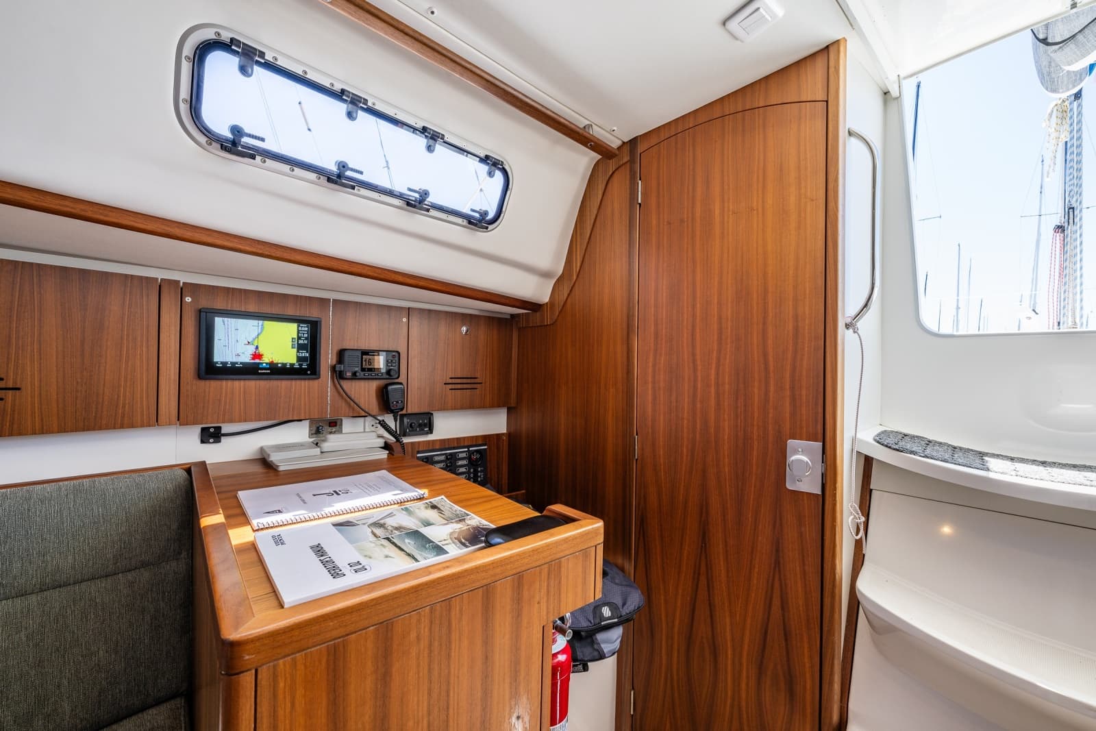 2018 J Boats J/97E - Photo 12