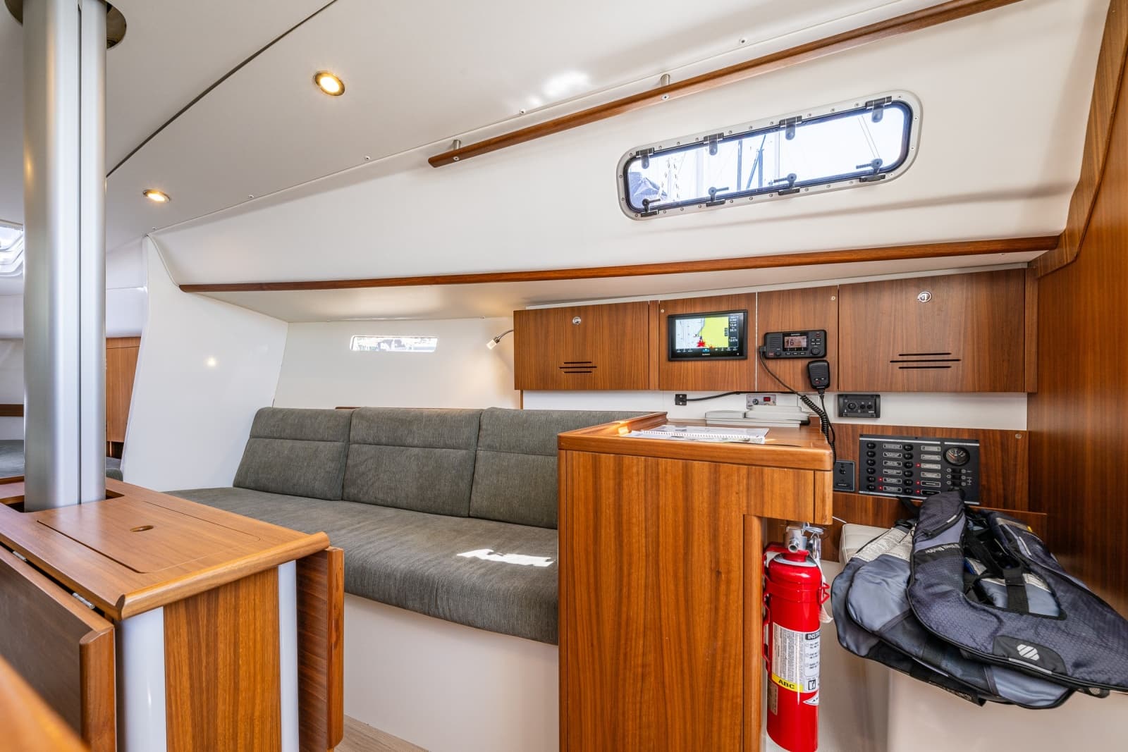 2018 J Boats J/97E - Photo 10