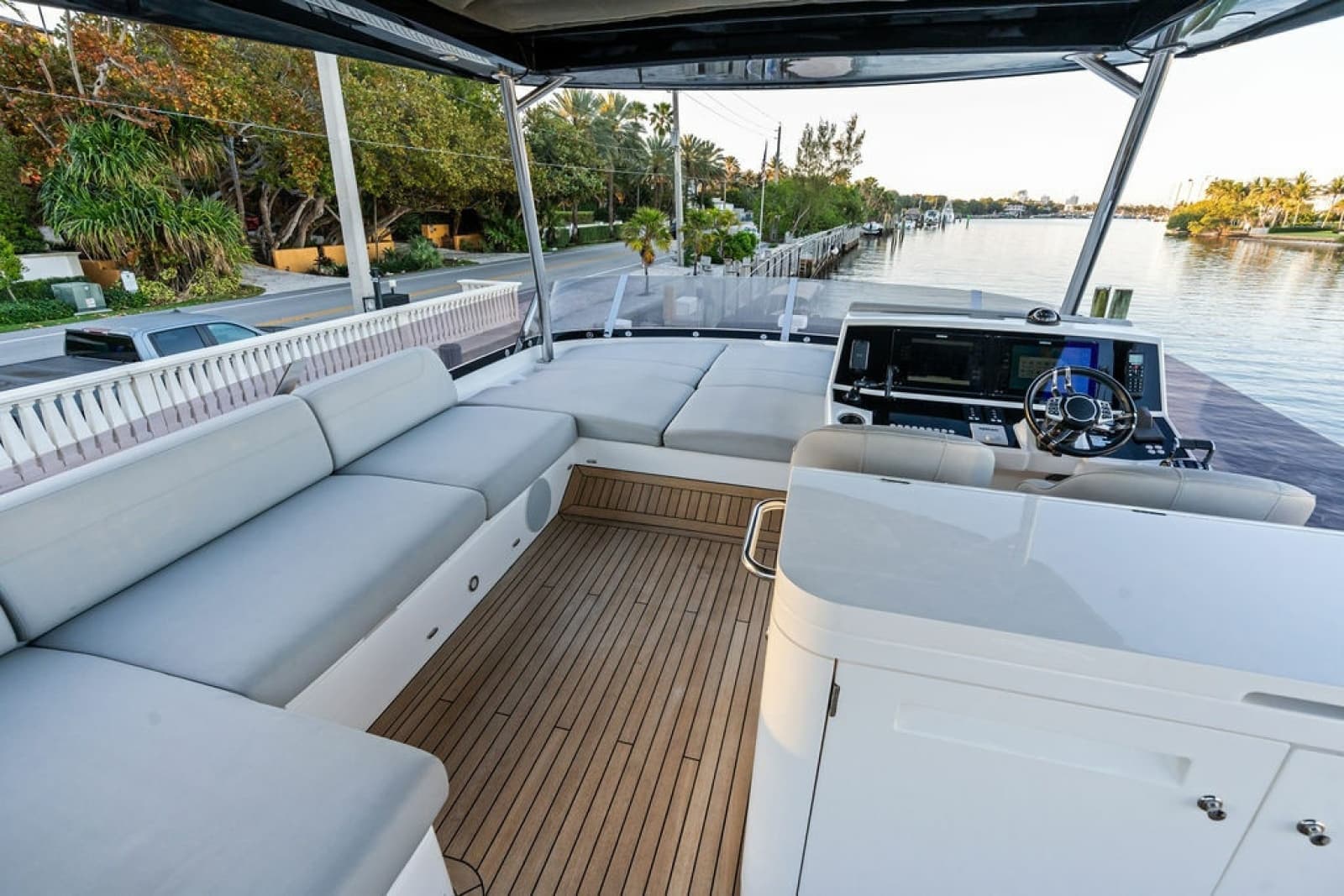 2021 Sunseeker Manhattan 68 - Photo 16
