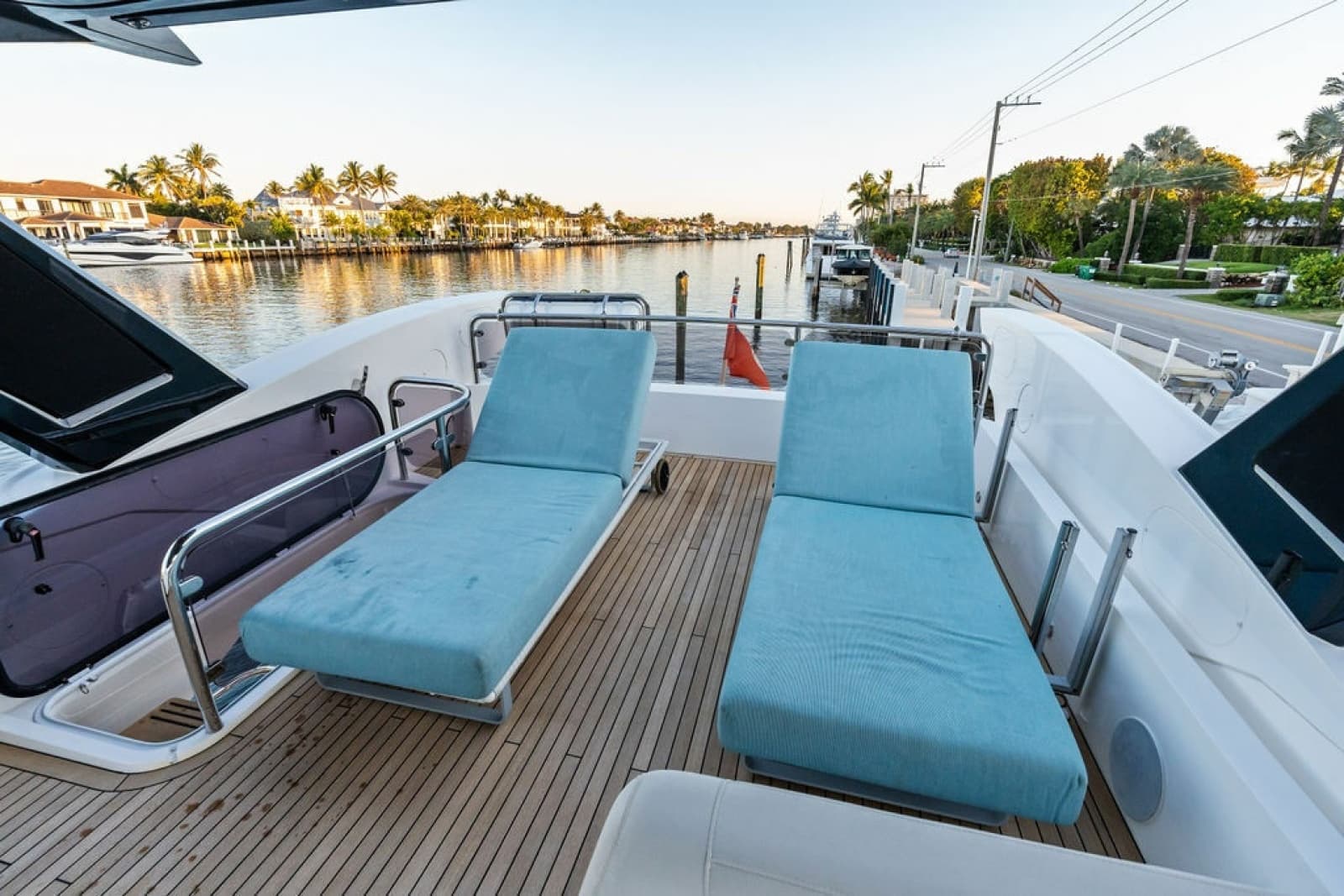 2021 Sunseeker Manhattan 68 - Photo 23