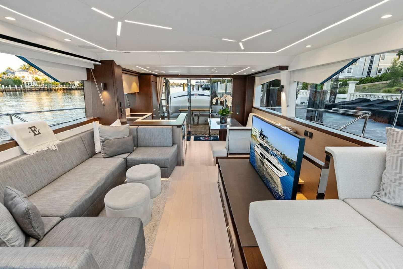 2021 Sunseeker Manhattan 68 - Photo 38
