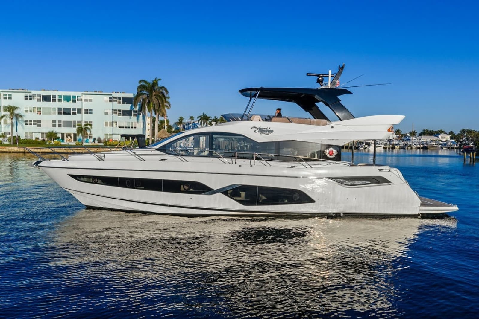 2021 Sunseeker Manhattan 68 - Photo 2