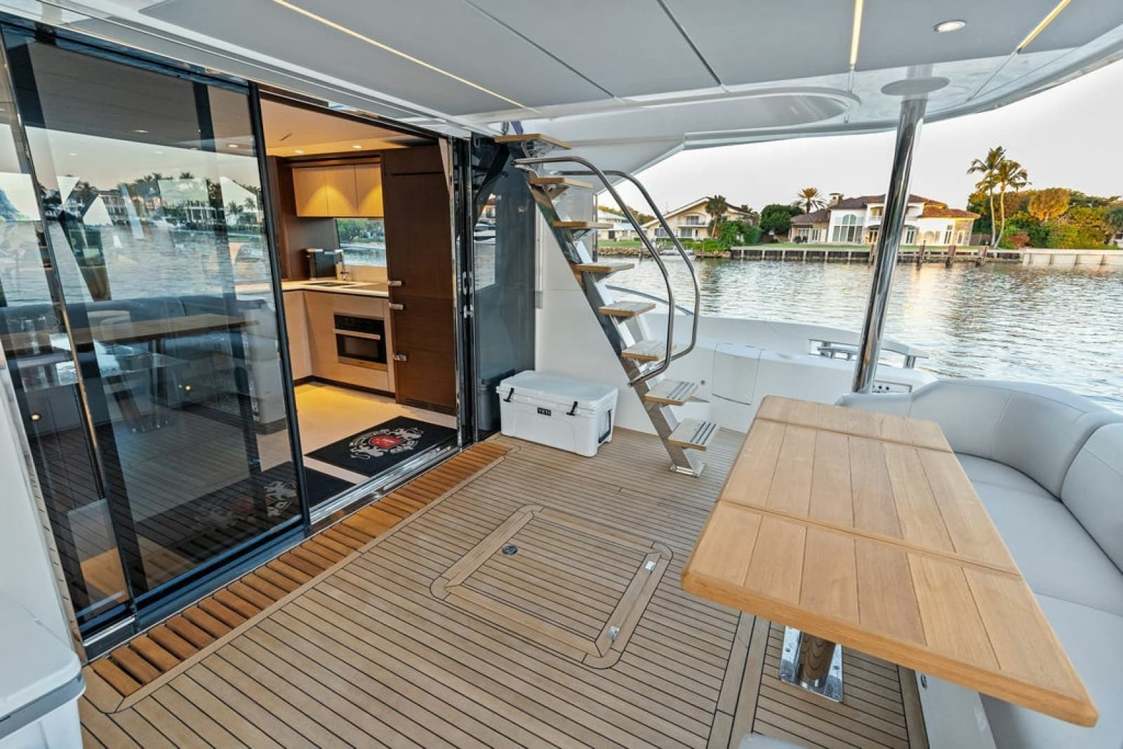 2021 Sunseeker Manhattan 68 - Photo 29