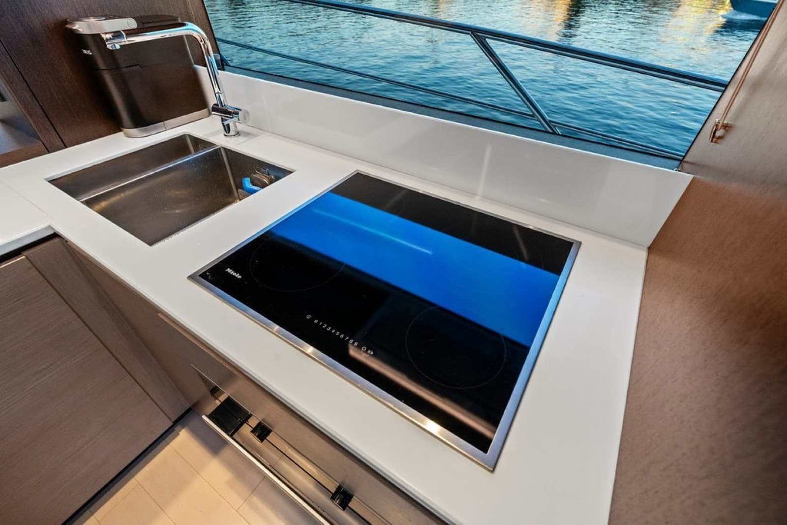 2021 Sunseeker Manhattan 68 - Photo 32
