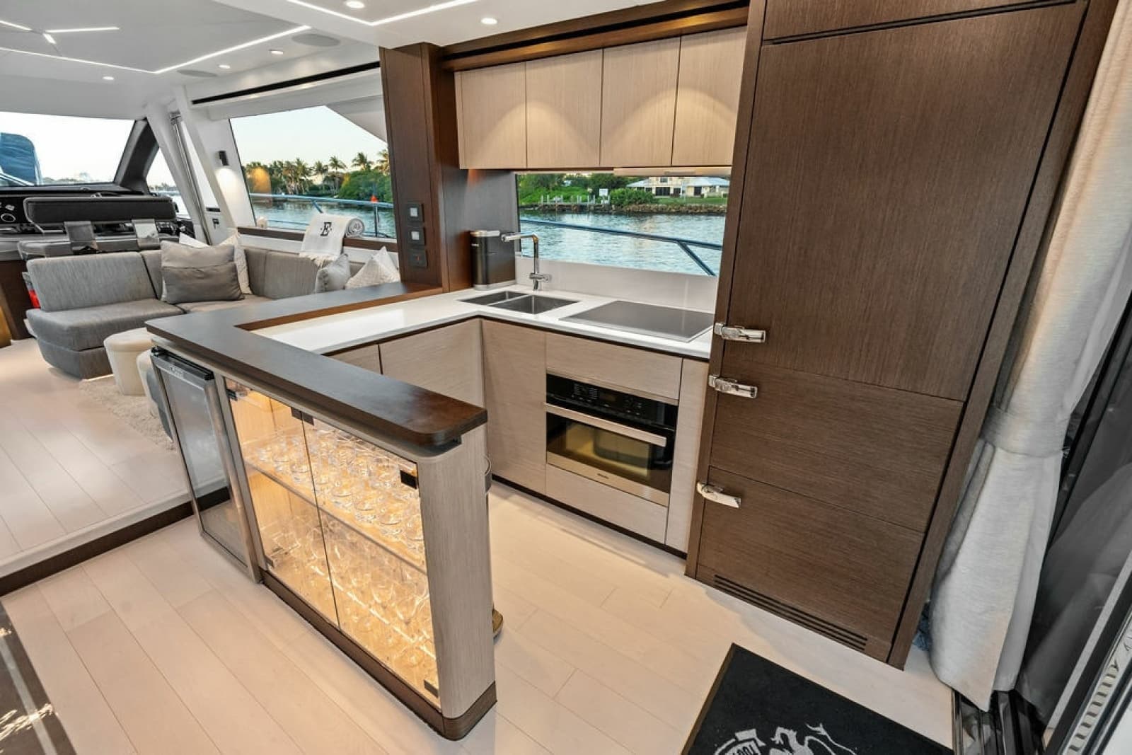 2021 Sunseeker Manhattan 68 - Photo 31