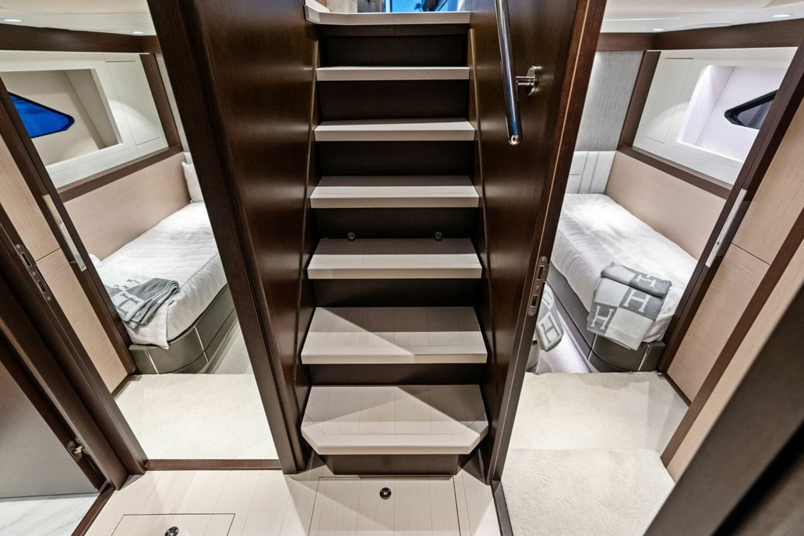 2021 Sunseeker Manhattan 68 - Photo 44