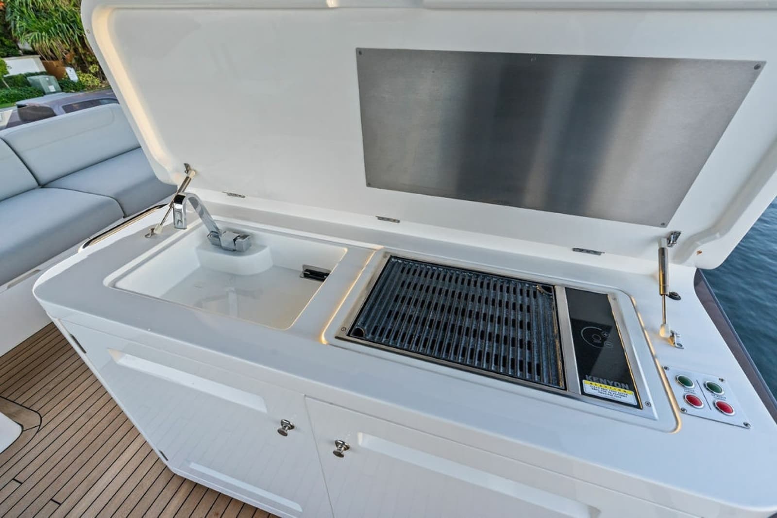 2021 Sunseeker Manhattan 68 - Photo 20