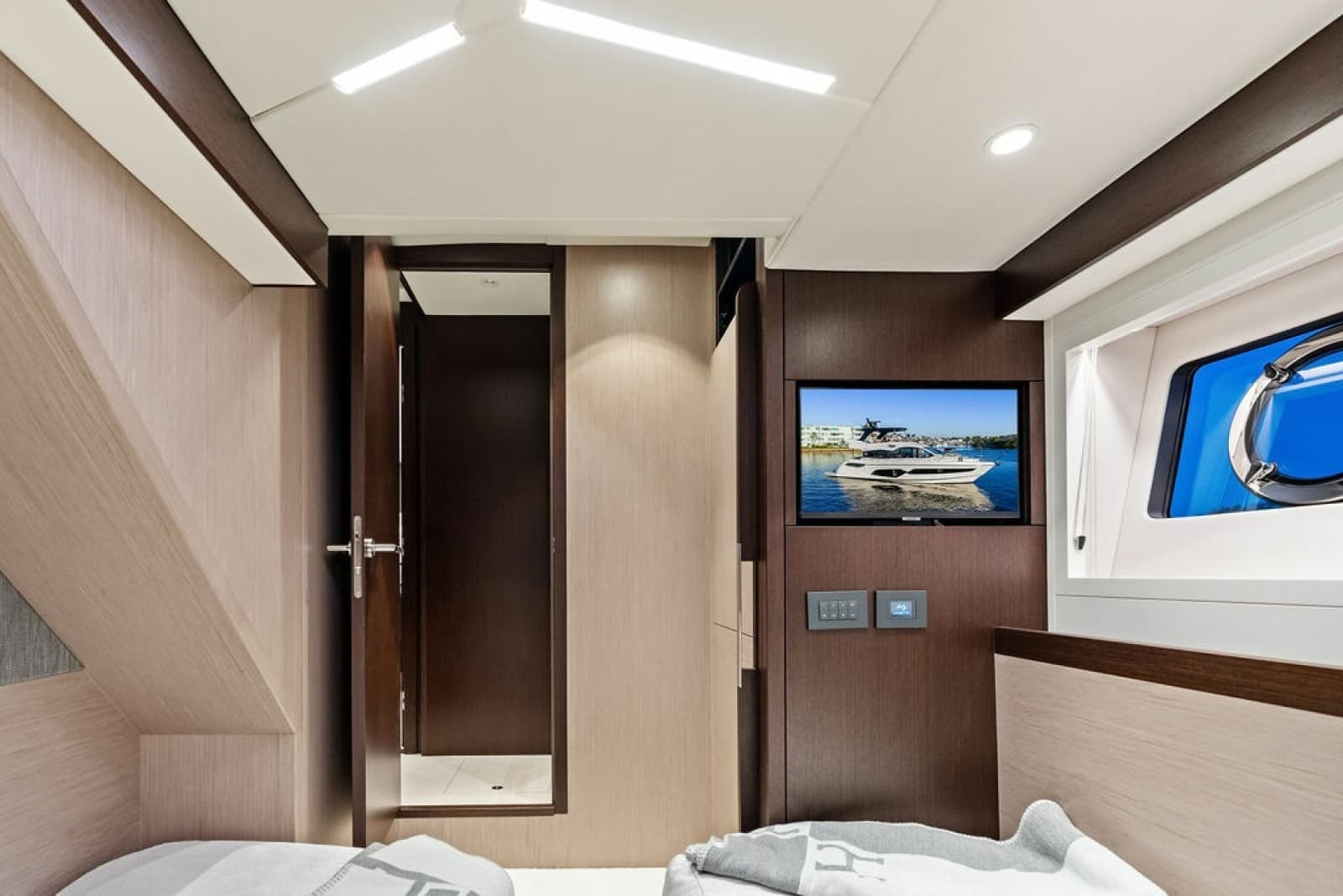 2021 Sunseeker Manhattan 68 - Photo 52