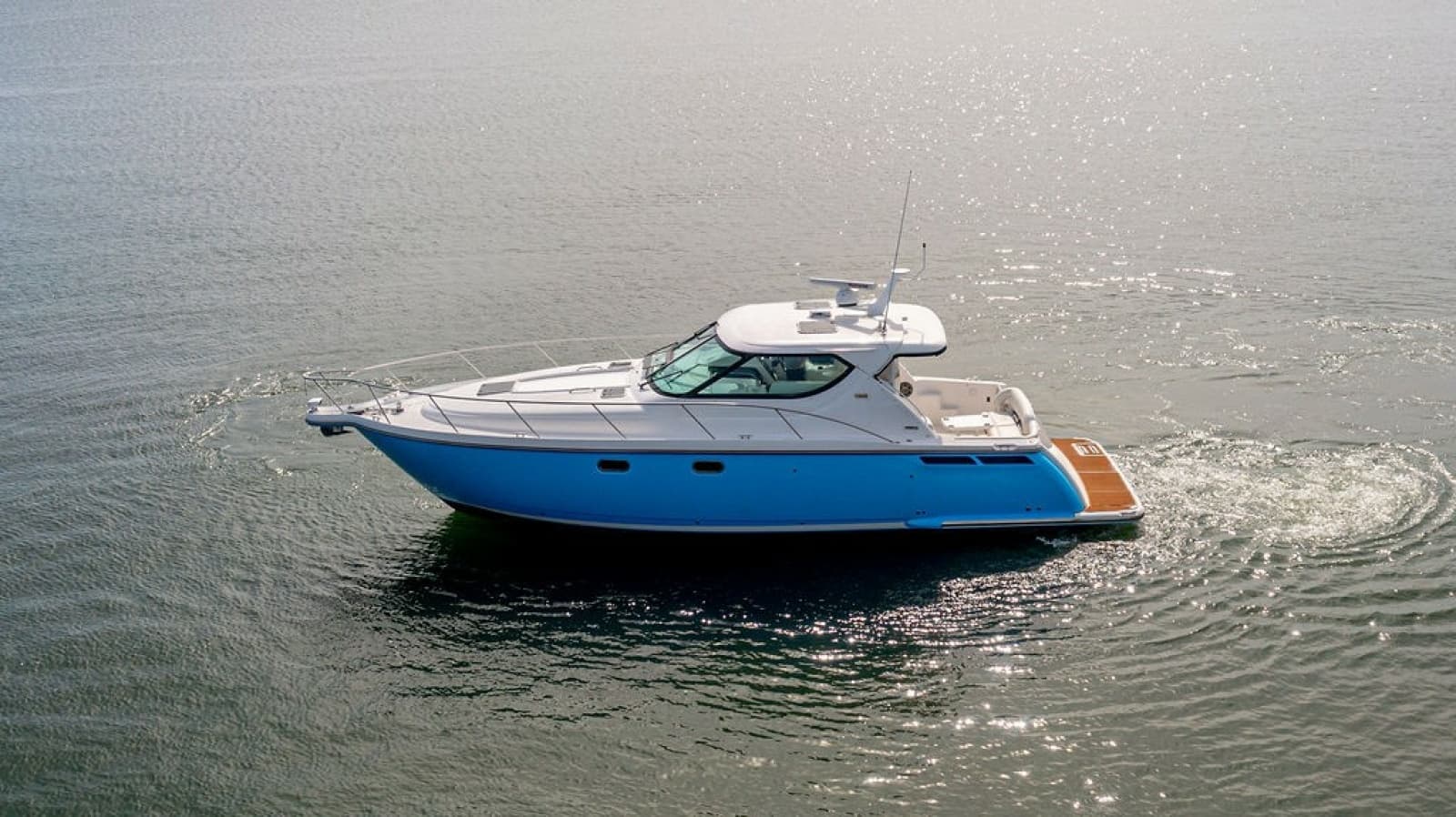 2006 Tiara Yachts 4300 Sovran - Photo 1