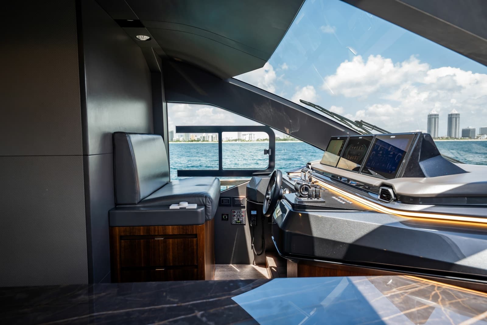 2023 Astondoa AS8 - Photo 70