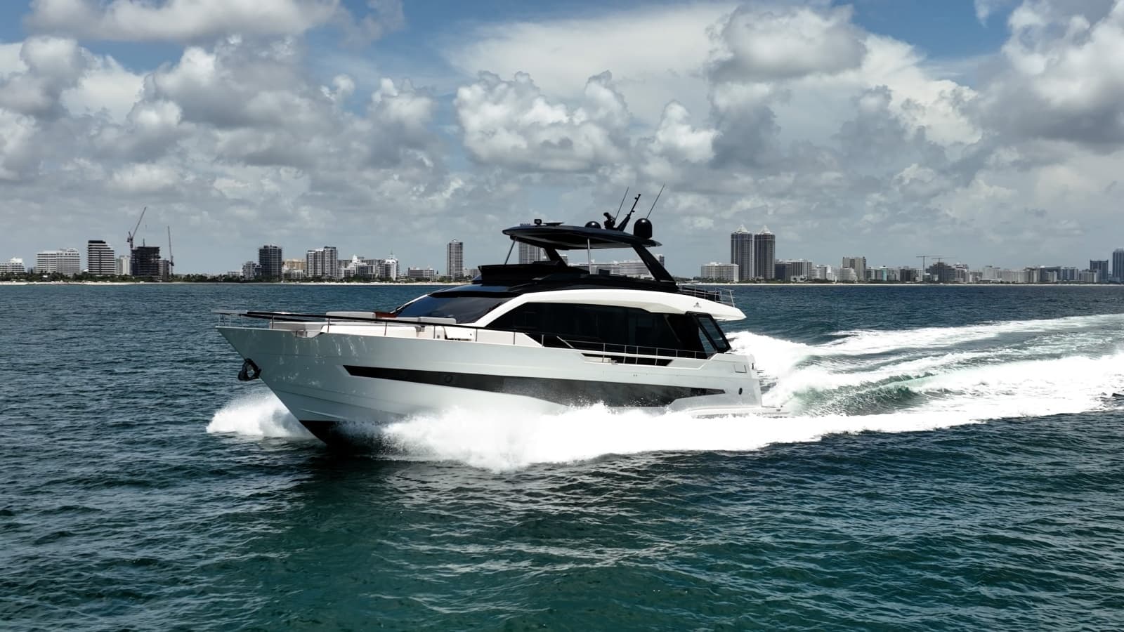 2023 Astondoa AS8 - Photo 4