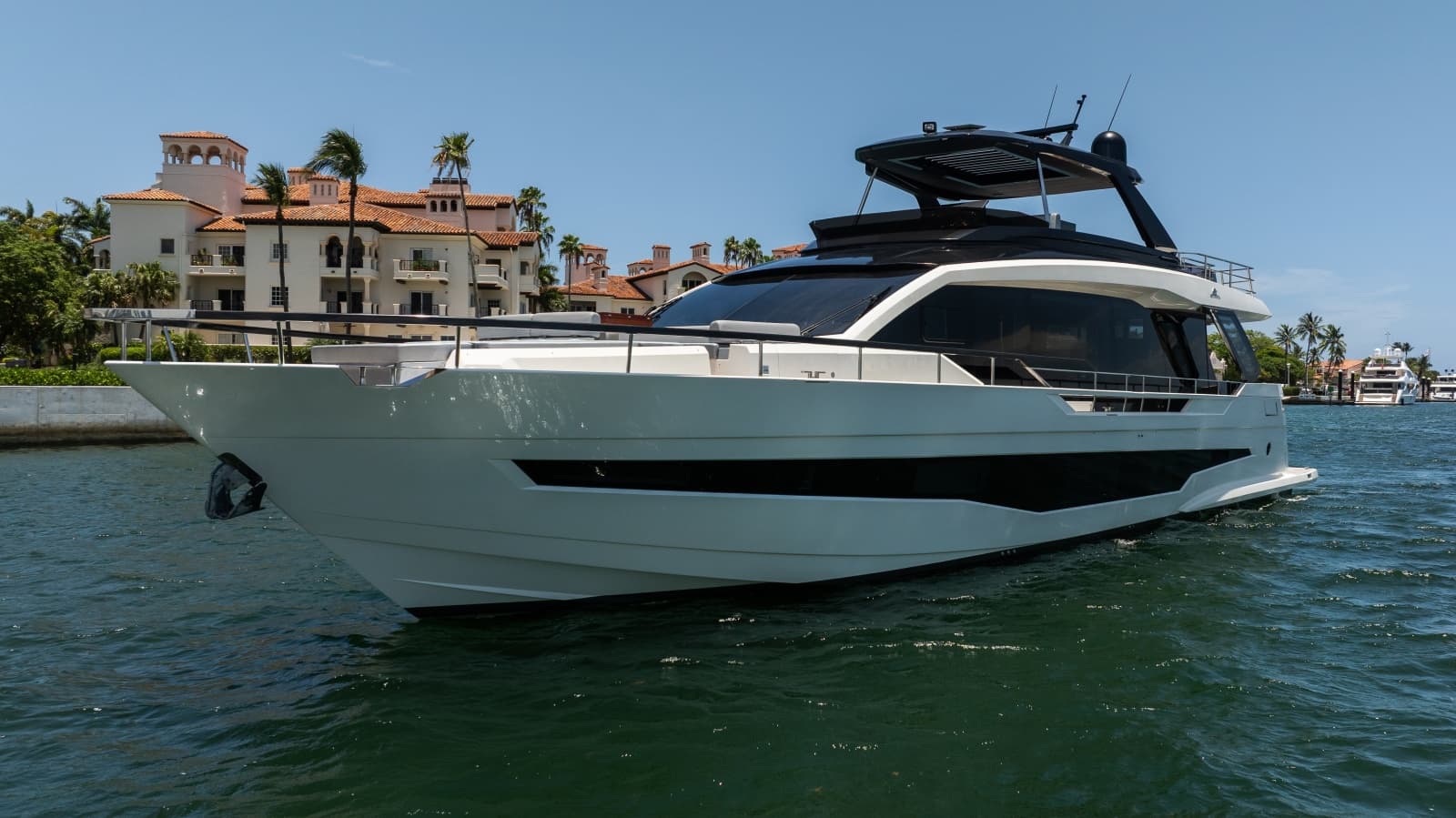 2023 Astondoa AS8 - Photo 16