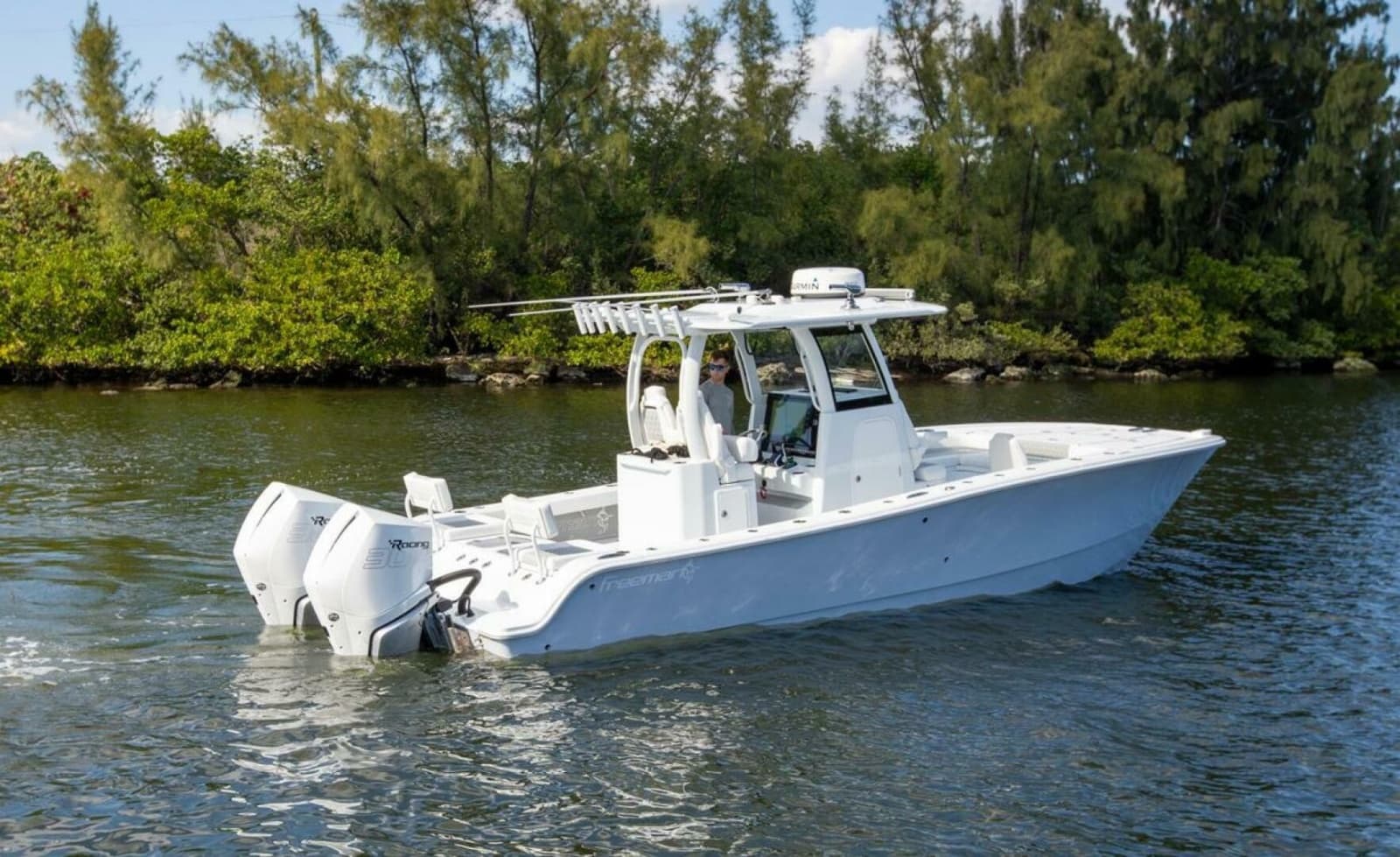 2023 Freeman 28 Bay Hybrid - Photo 5