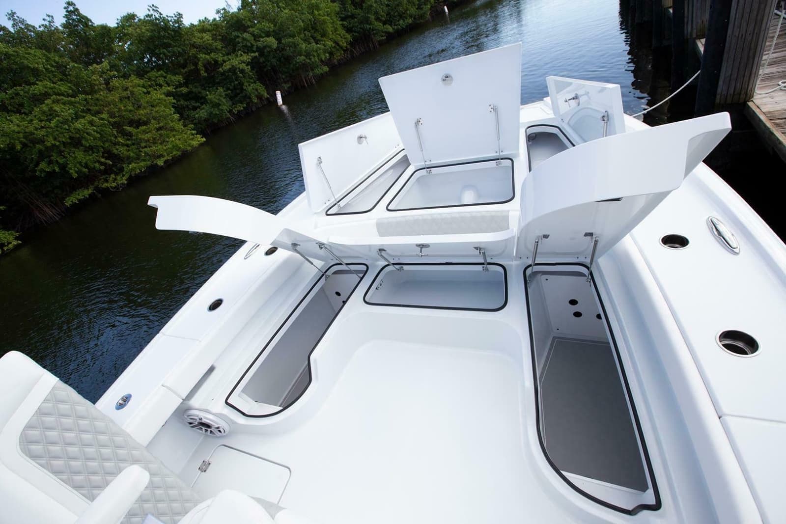 2023 Freeman 28 Bay Hybrid - Photo 20