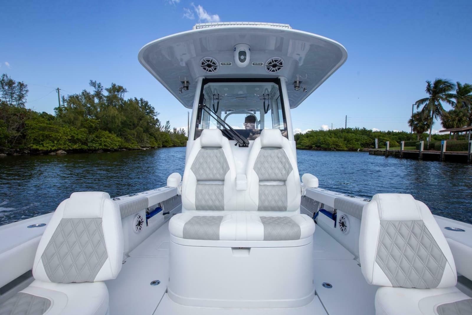 2023 Freeman 28 Bay Hybrid - Photo 17