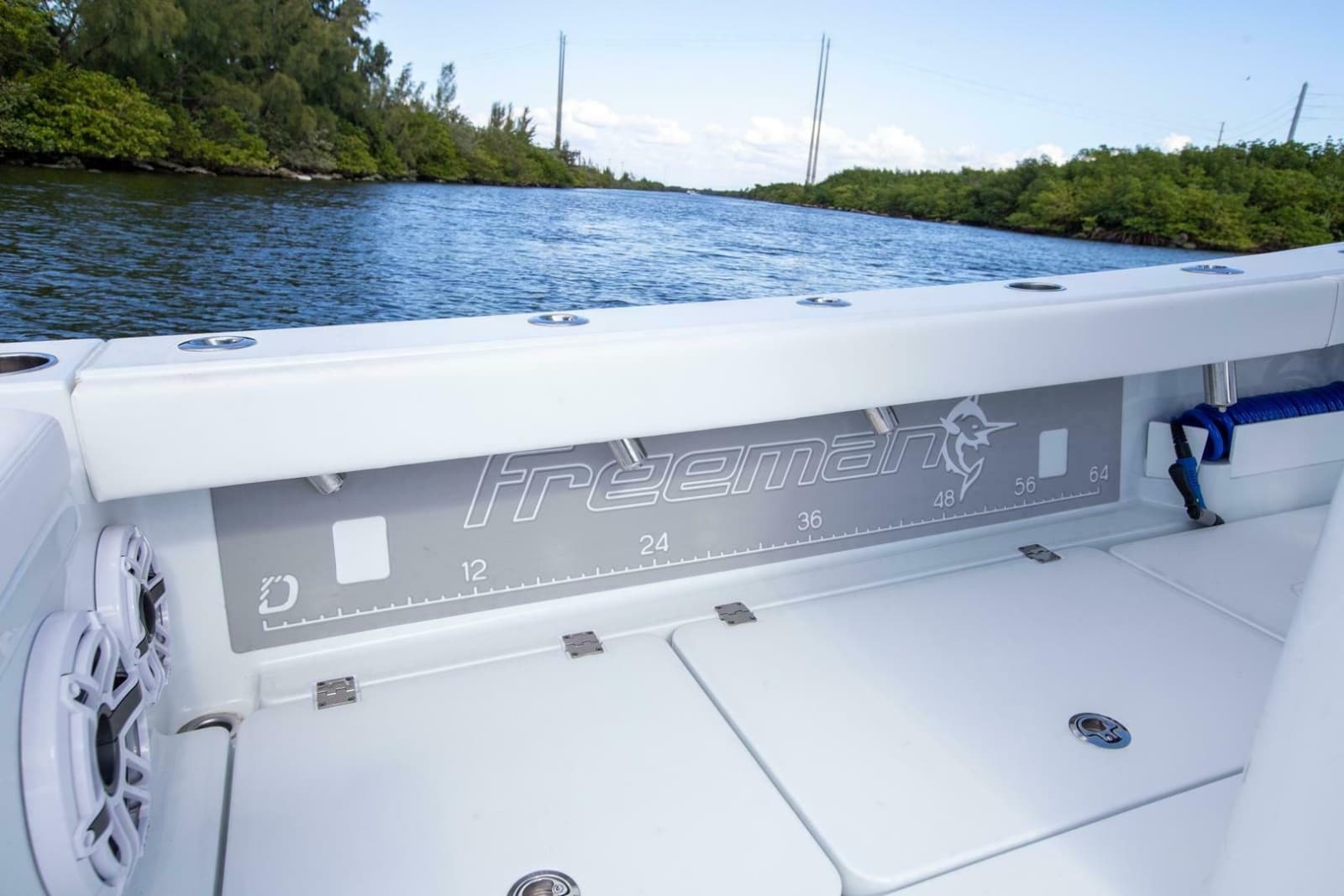 2023 Freeman 28 Bay Hybrid - Photo 23