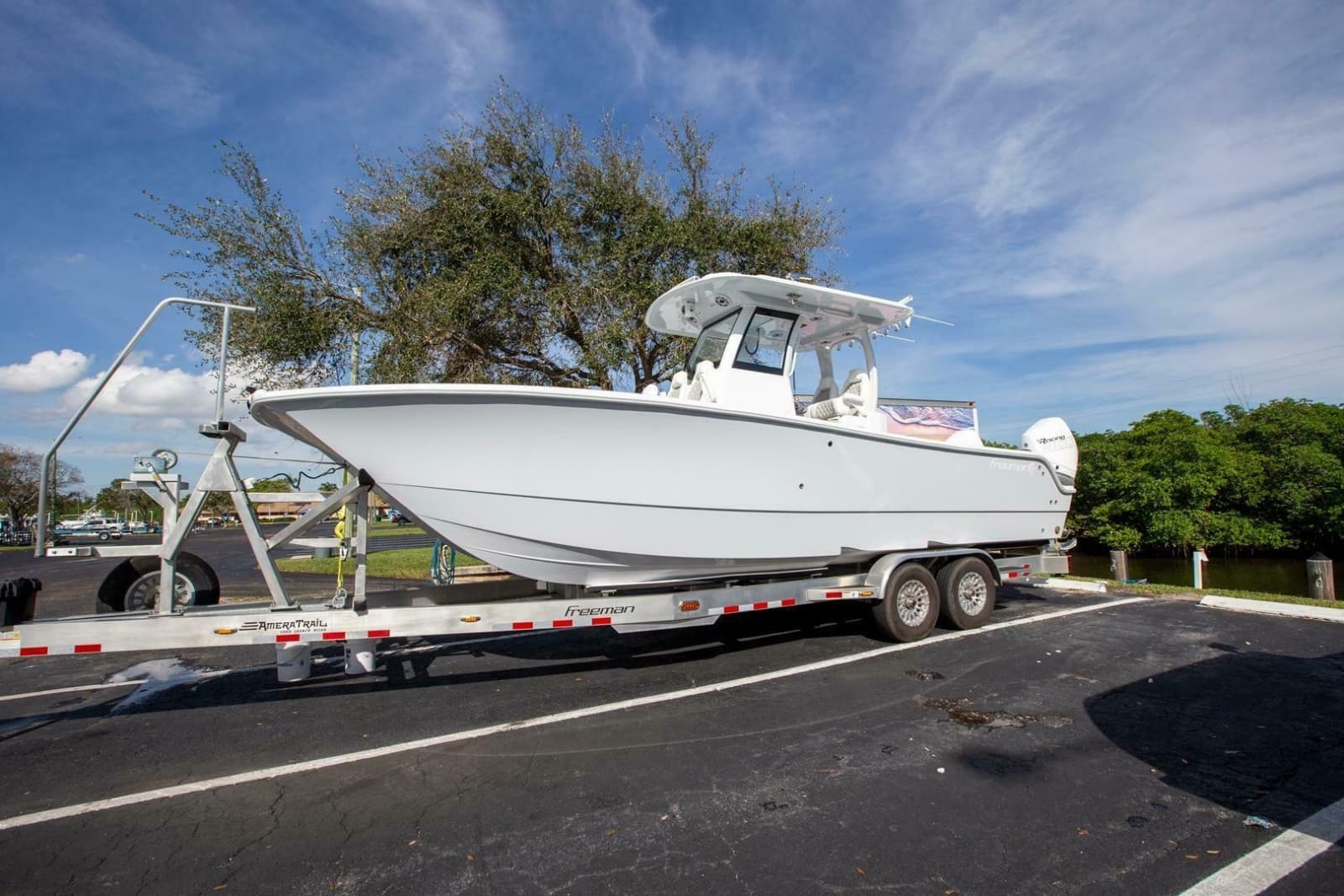 2023 Freeman 28 Bay Hybrid - Photo 7