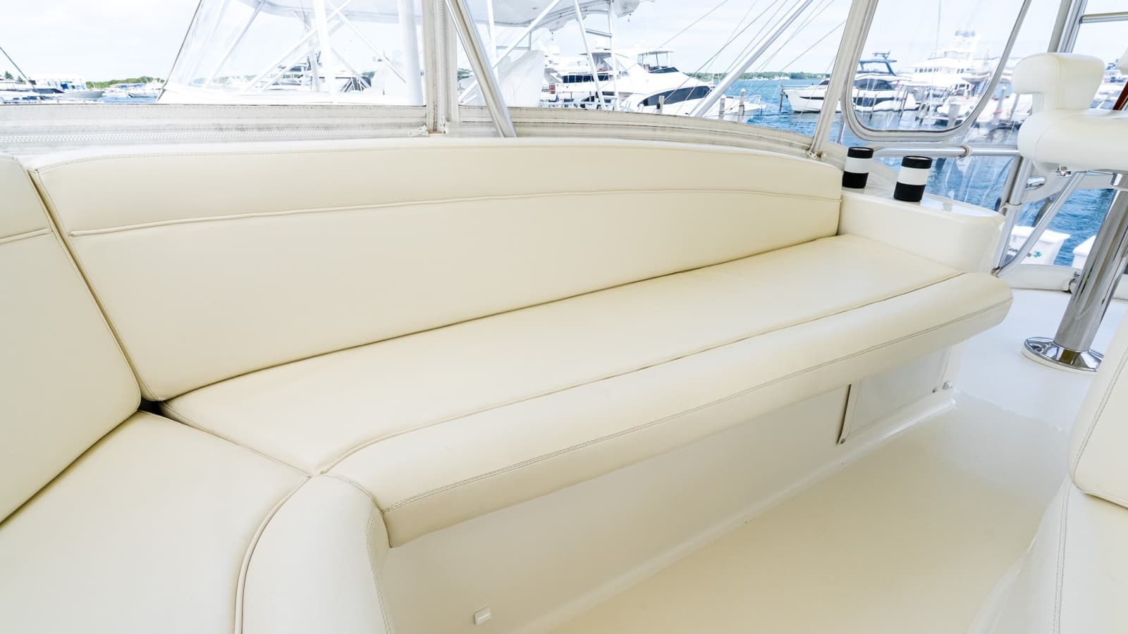 2007 Ocean Yachts 54 Super Sport - Photo 9