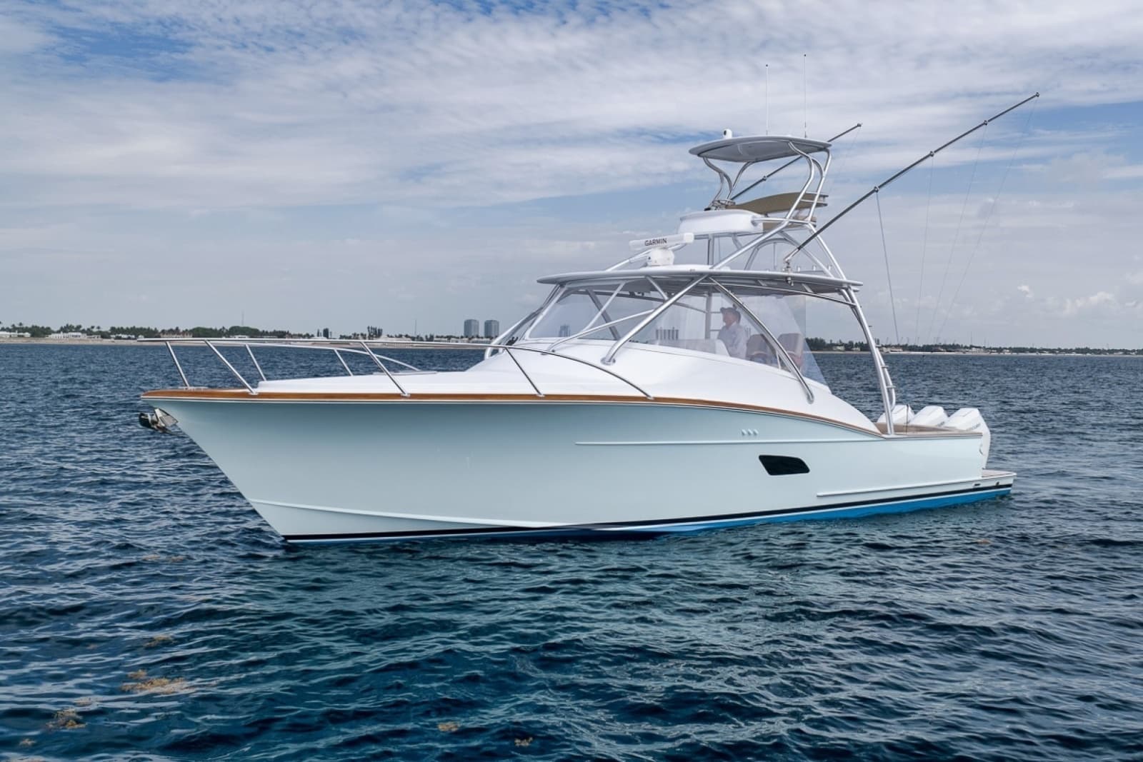 2024 Custom Carolina 40 Express - Photo 9