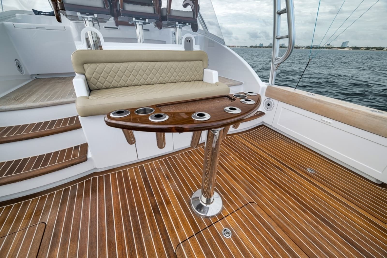 2024 Custom Carolina 40 Express - Photo 55