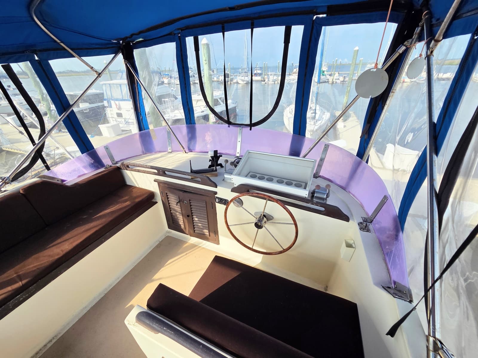 1982 C & L Sea Ranger Sundeck 39 - Photo 29