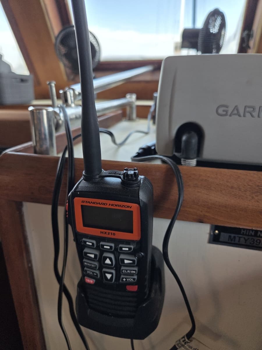 1982 C & L Sea Ranger Sundeck 39 - Photo 40