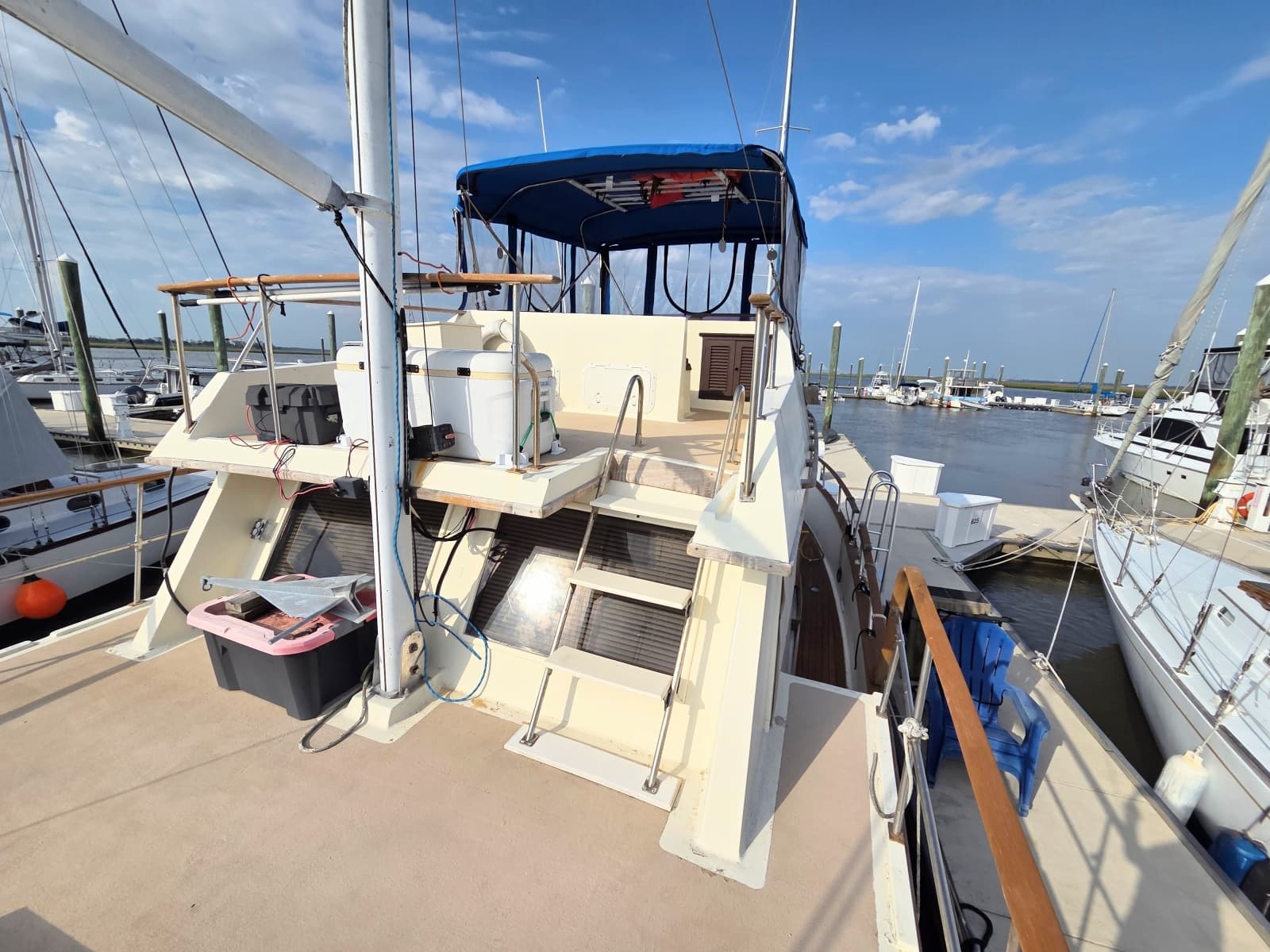 1982 C & L Sea Ranger Sundeck 39 - Photo 26