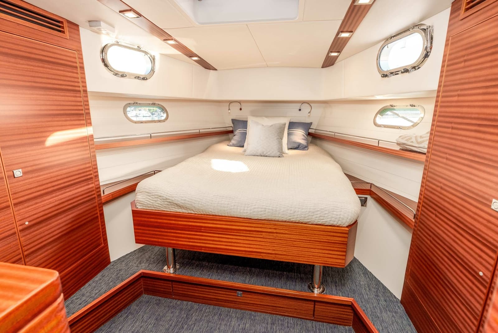 2021 Outback Yachts Outback 50 - Photo 14