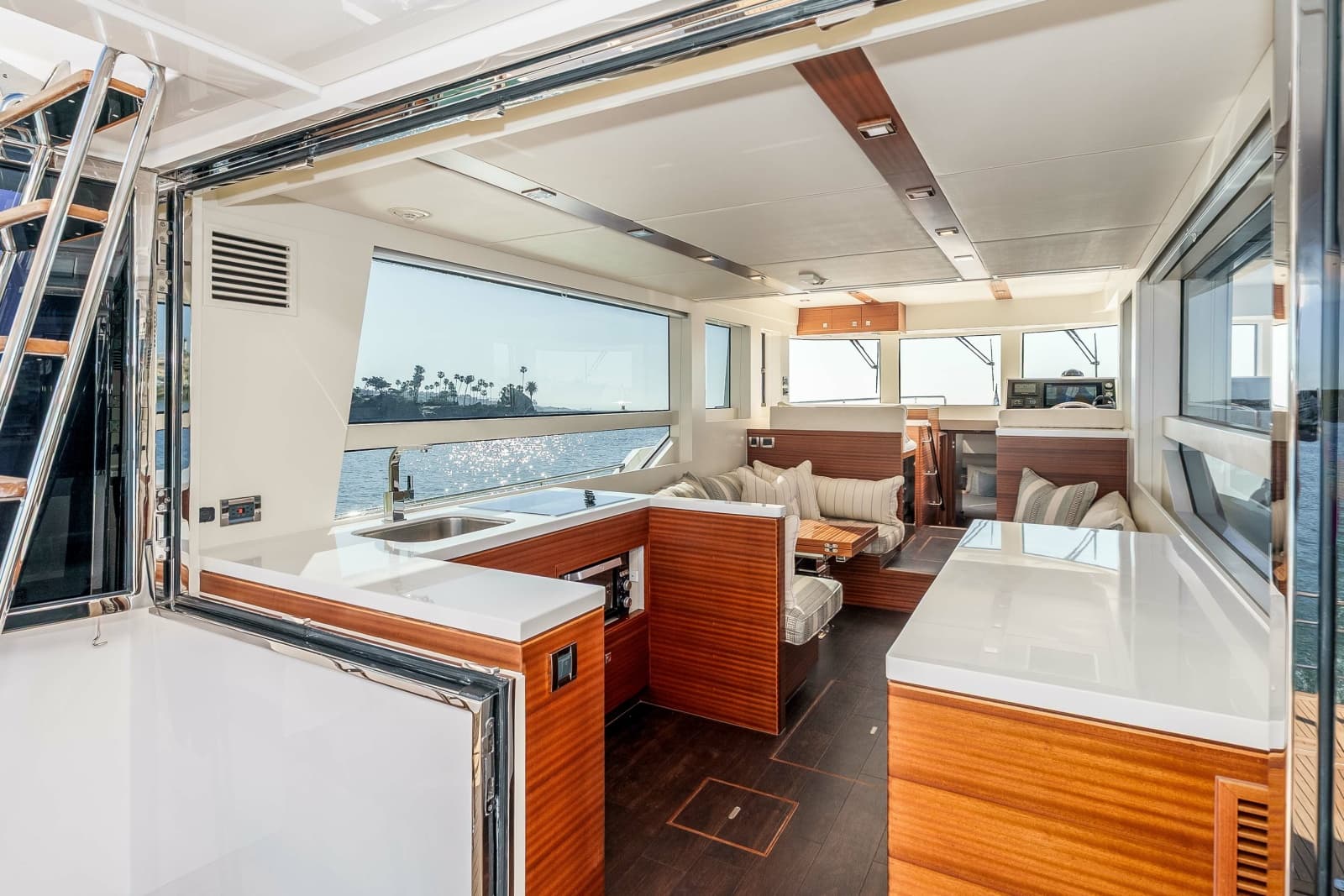 2021 Outback Yachts Outback 50 - Photo 8