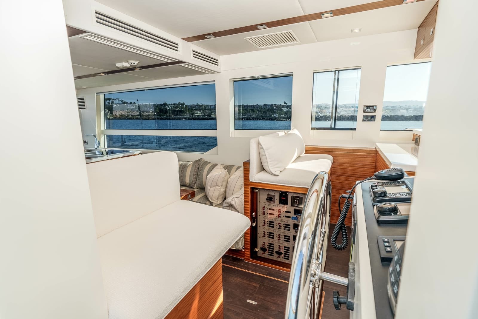 2021 Outback Yachts Outback 50 - Photo 13