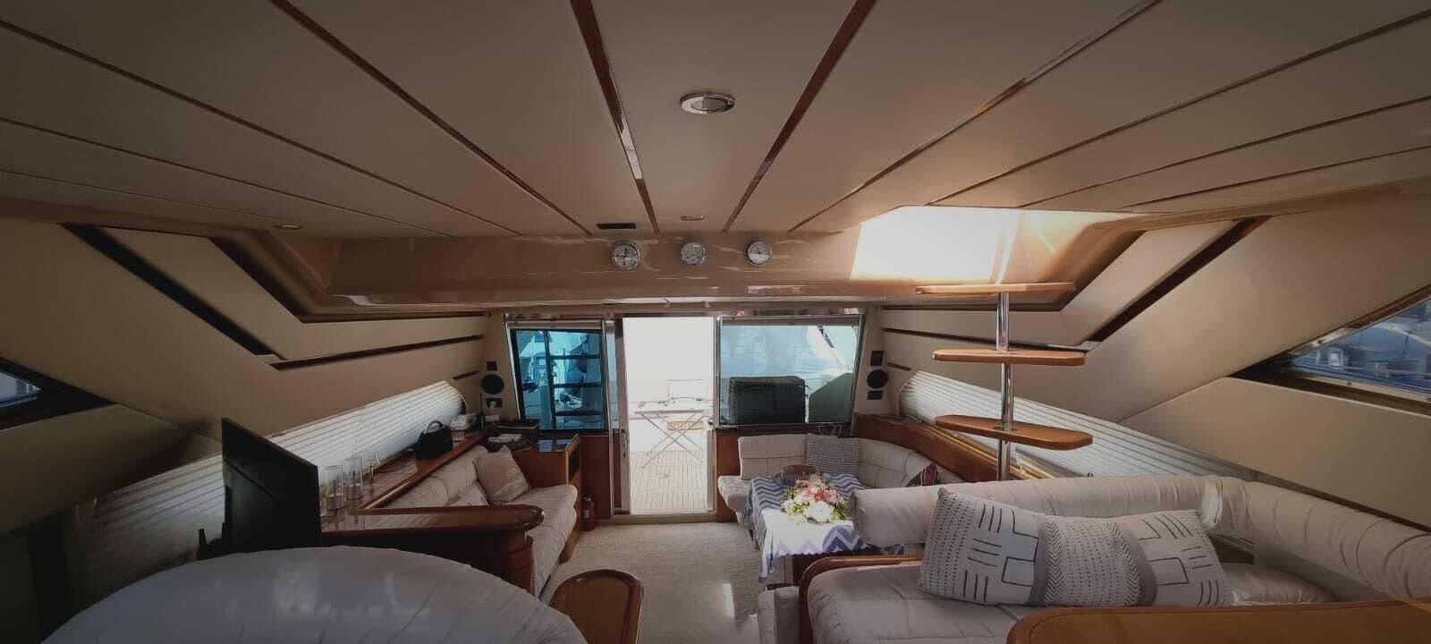 2001 Ferretti Yachts  - Photo 21