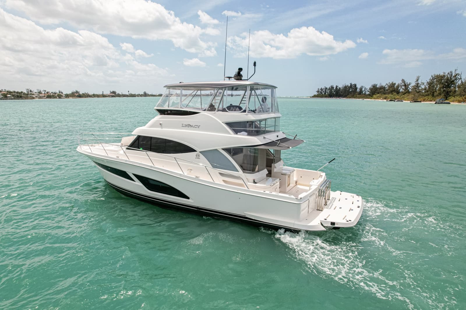 2025 Riviera 46 Sports Motor Yacht - Photo 20