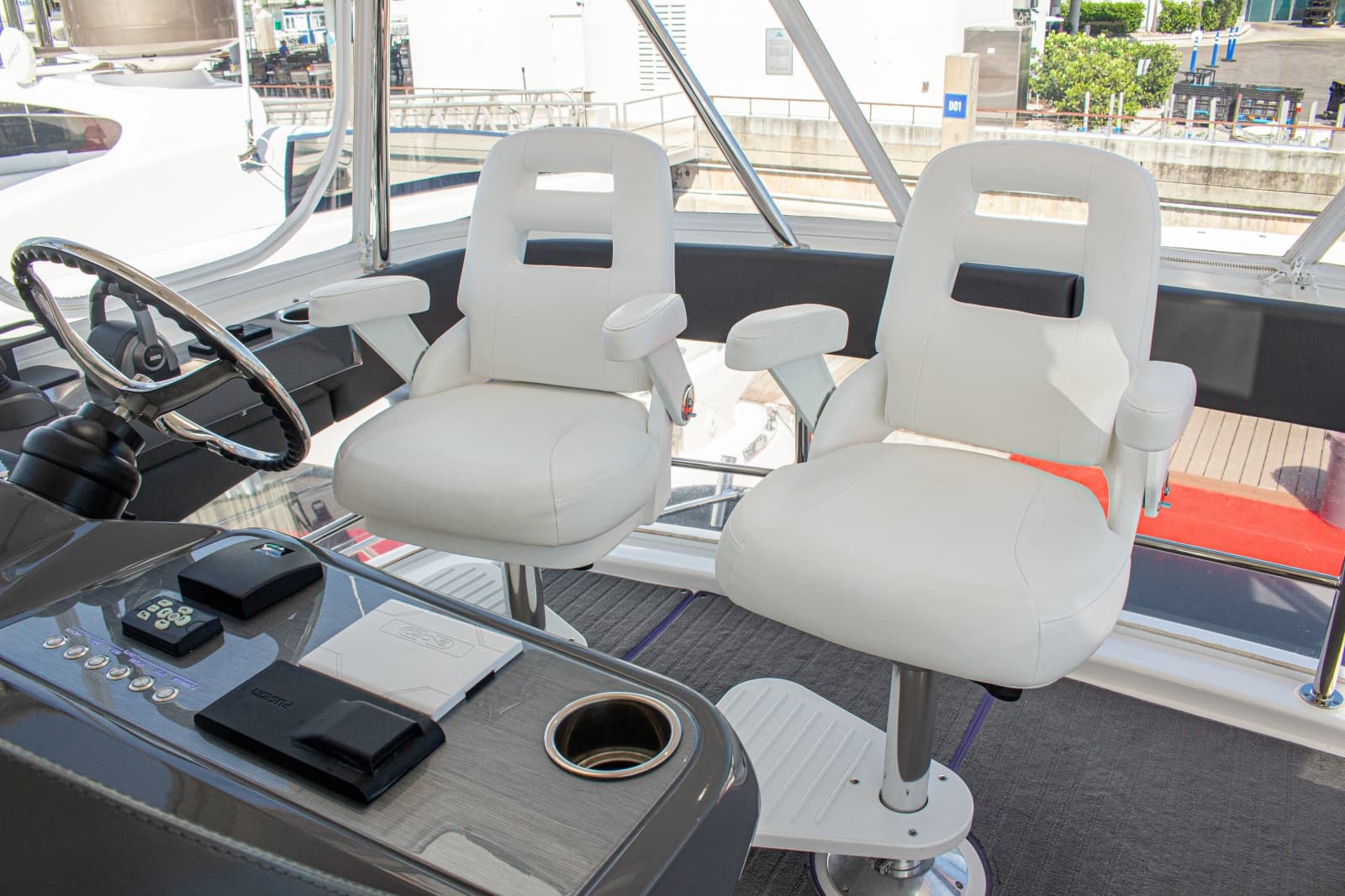 2025 Riviera 46 Sports Motor Yacht - Photo 50
