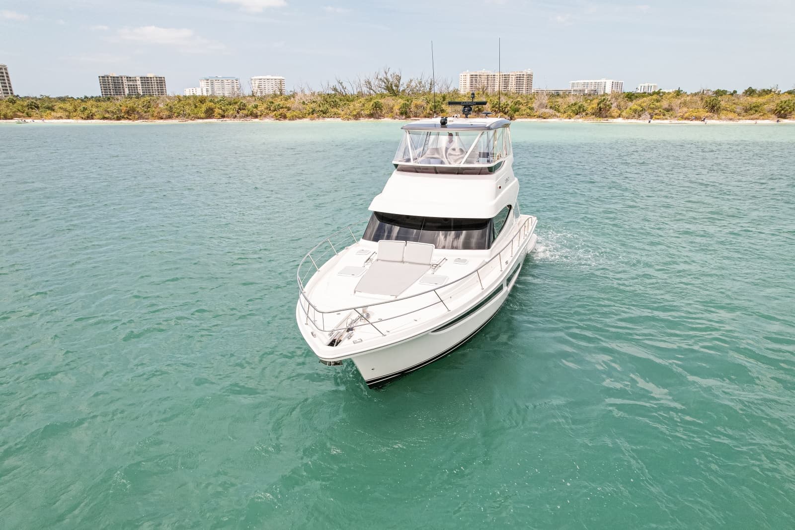 2025 Riviera 46 Sports Motor Yacht - Photo 12