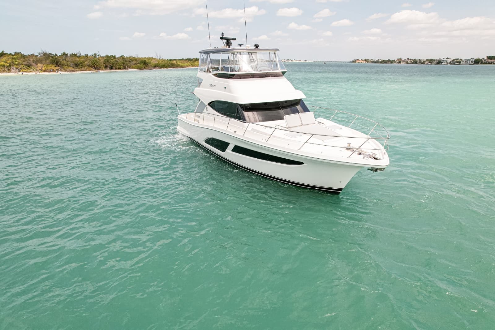 2025 Riviera 46 Sports Motor Yacht - Photo 14