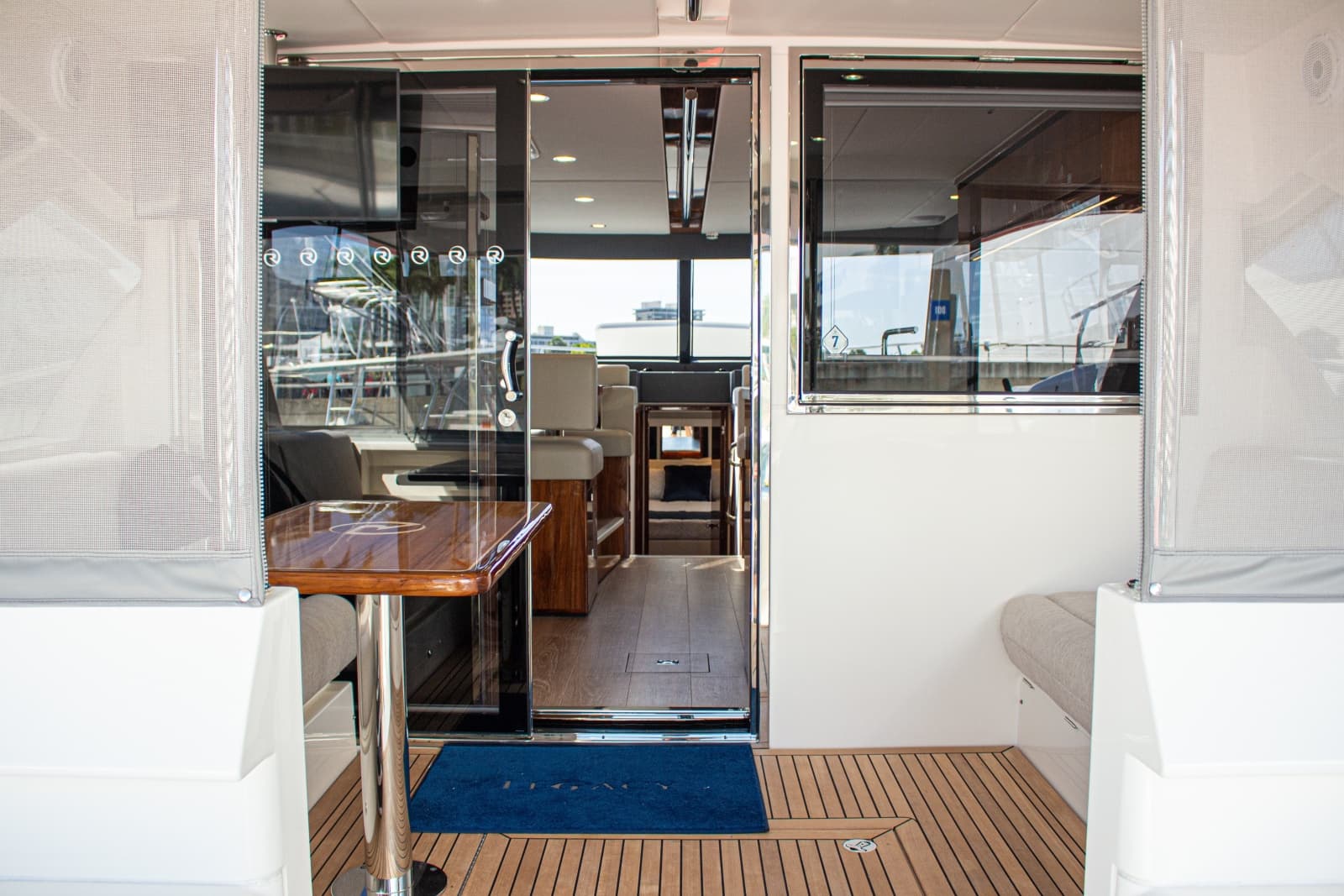 2025 Riviera 46 Sports Motor Yacht - Photo 26