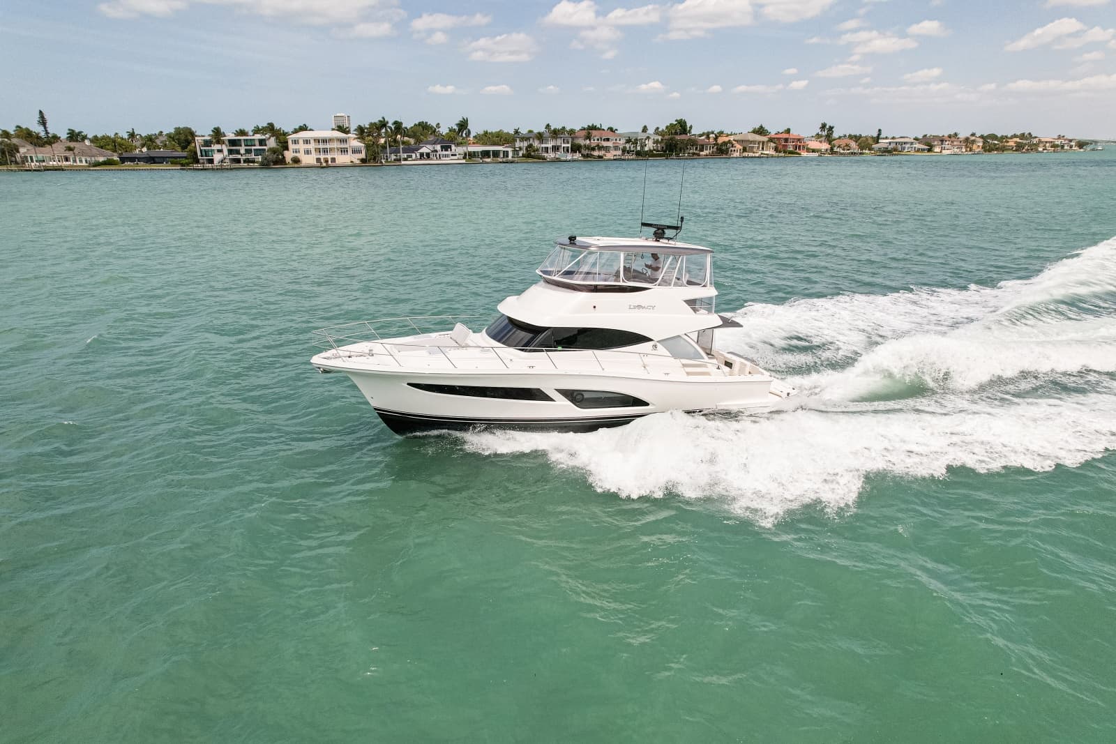 2025 Riviera 46 Sports Motor Yacht - Photo 7
