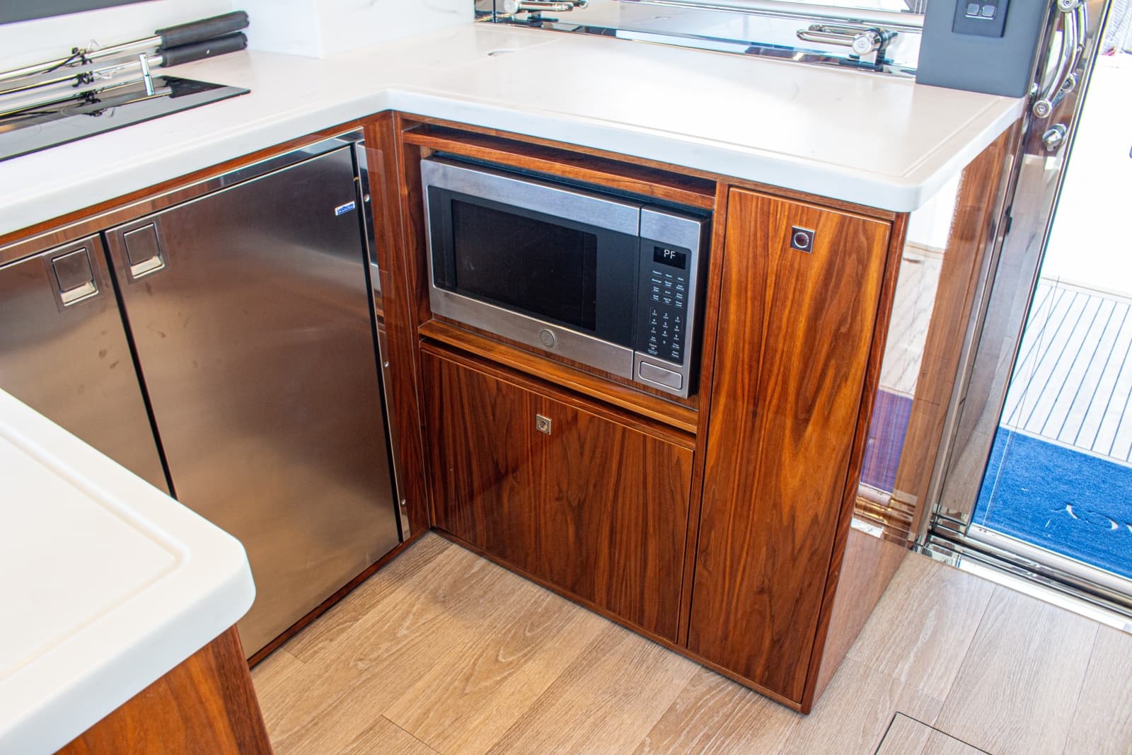 2025 Riviera 46 Sports Motor Yacht - Photo 58