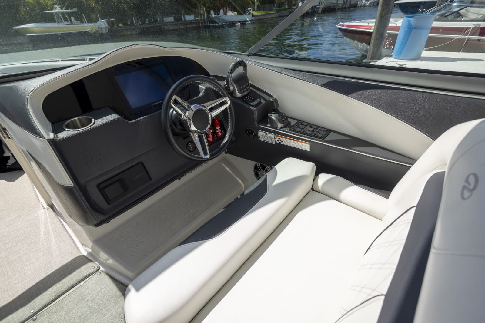 2023 Regal  - Photo 17