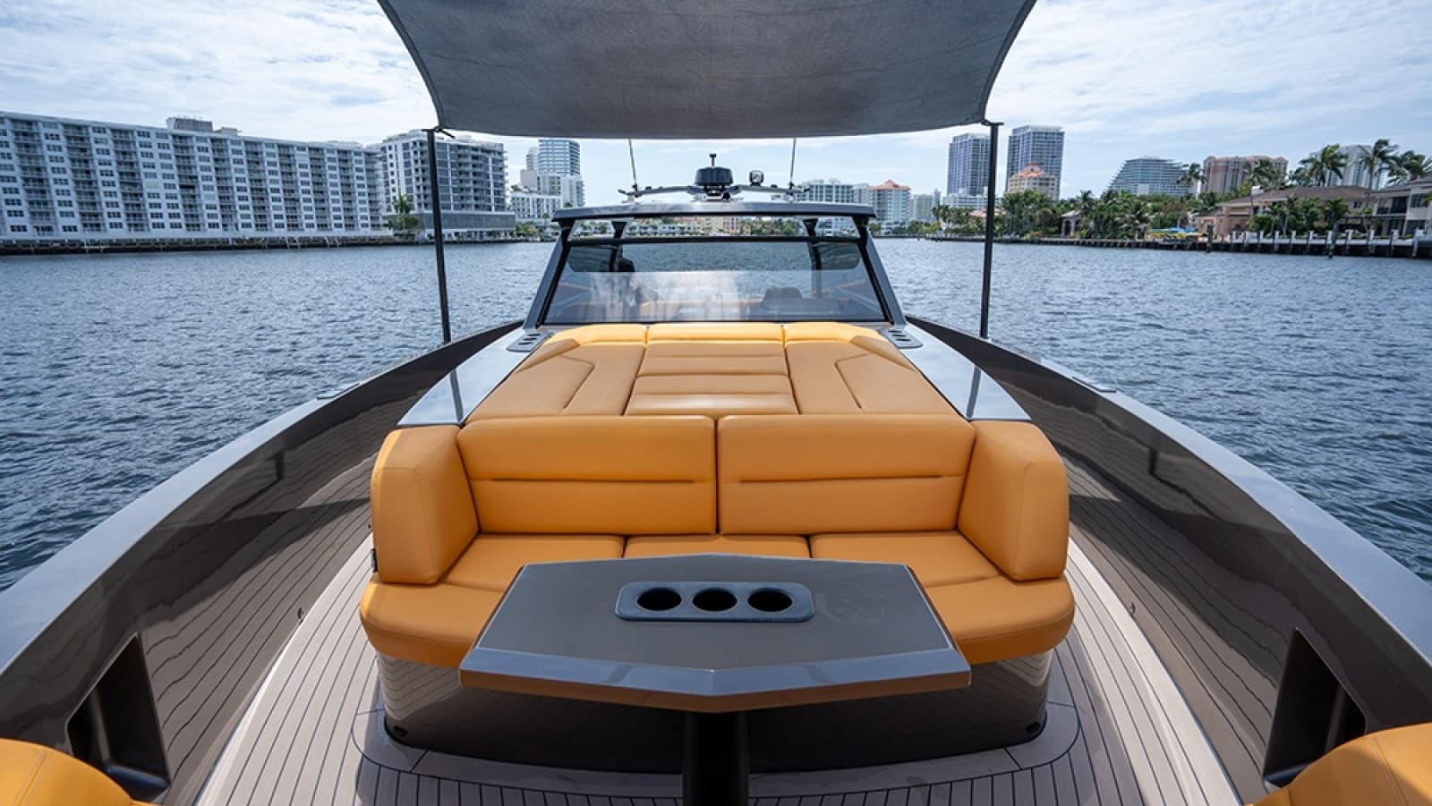 2023 Vanquish Yachts VQ45 - Photo 9