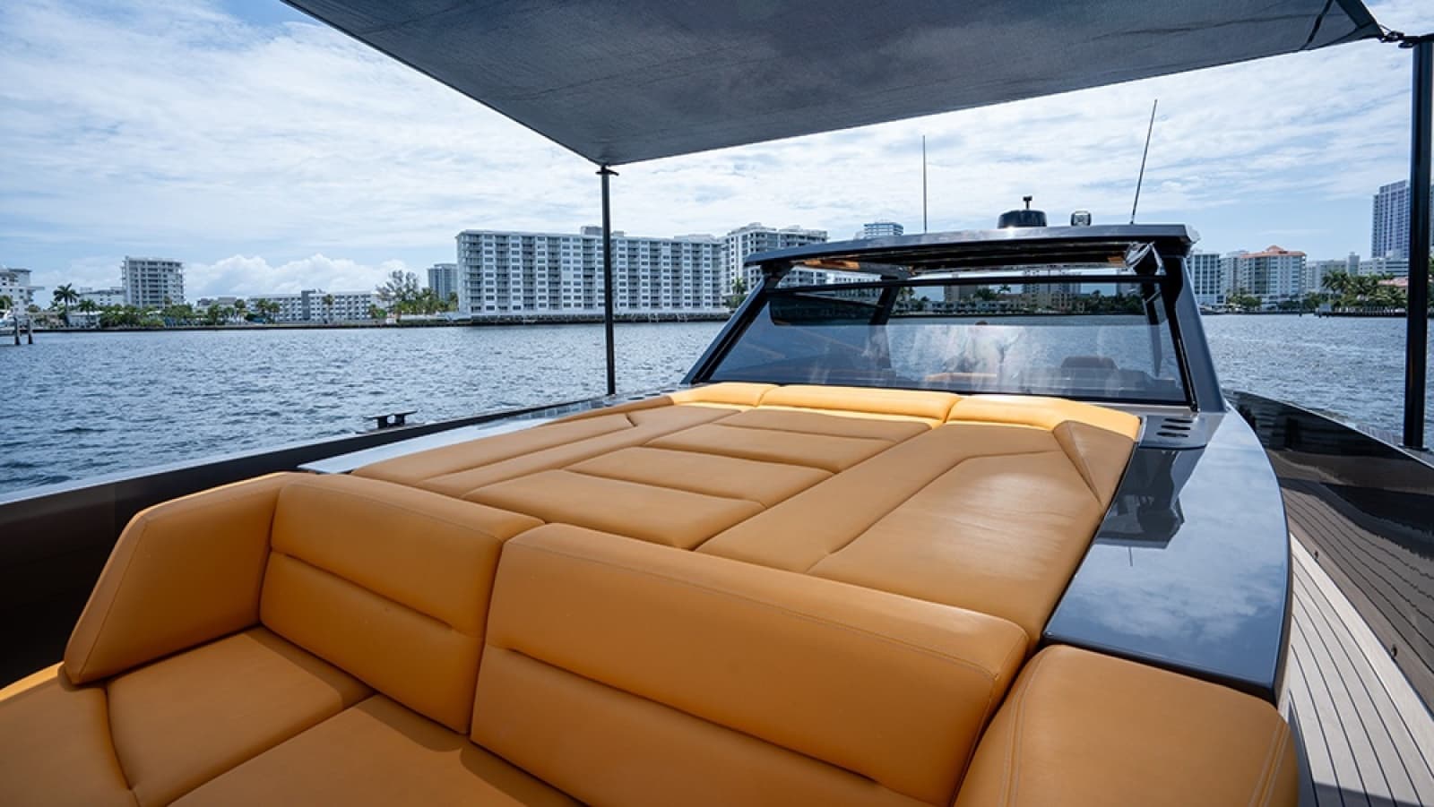 2023 Vanquish Yachts VQ45 - Photo 28