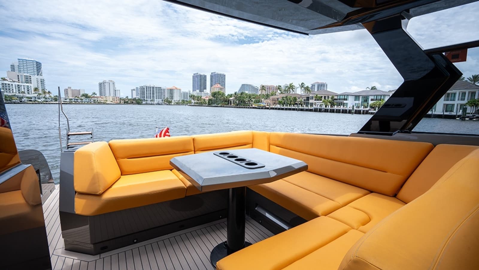 2023 Vanquish Yachts VQ45 - Photo 17