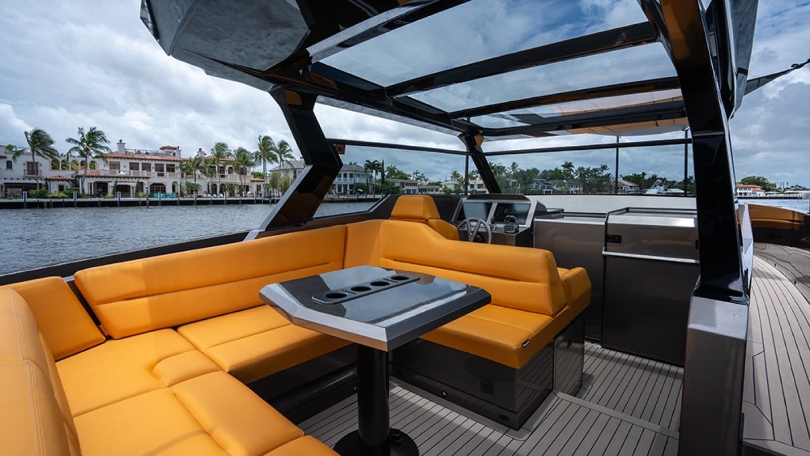 2023 Vanquish Yachts VQ45 - Photo 8