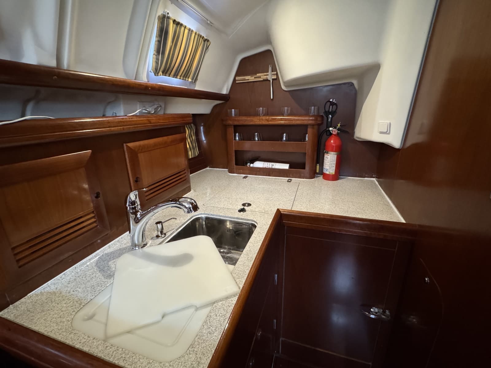 2004 Beneteau 423 - Photo 32